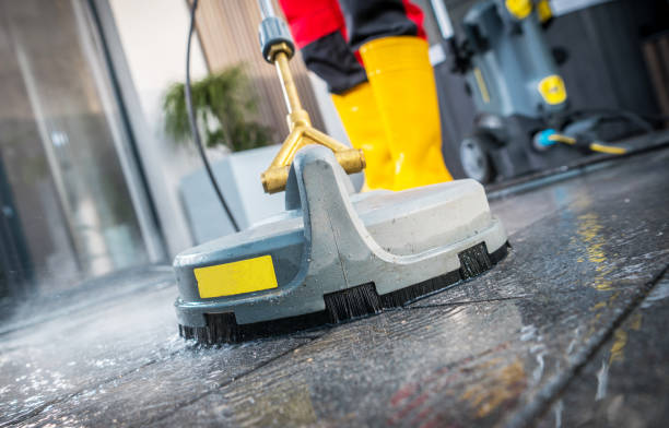 Deck Cleaning Services in Newton, KS